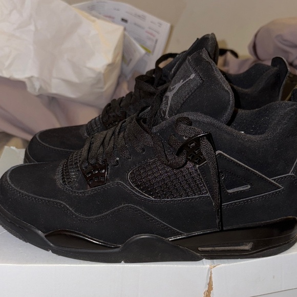 Jordan Black Sneakers
